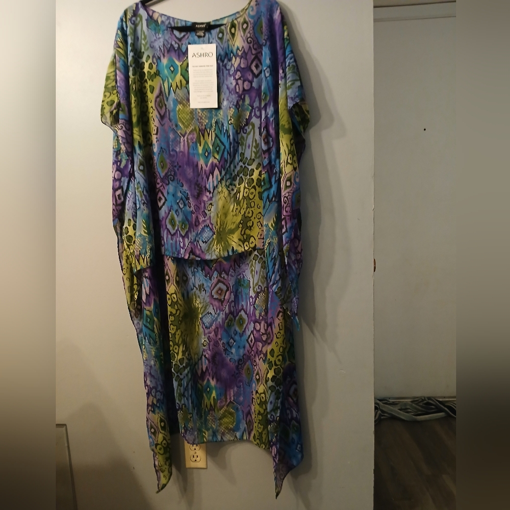 Final $10.00 /Ashro Multicolor Patterned Sheer Tunic